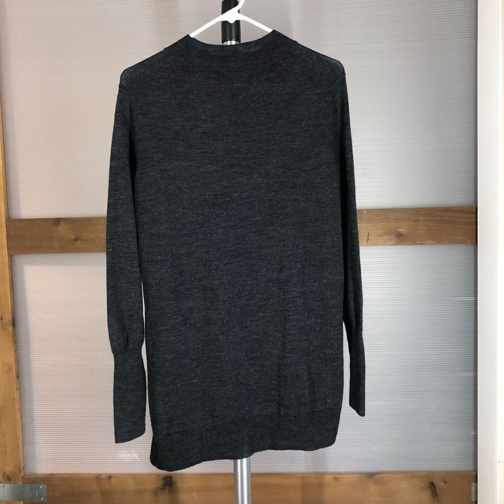 BADGLEY MISCHKA Merino Wool Dark Grey Lightweight Crewneck Sweater‎ Sz L